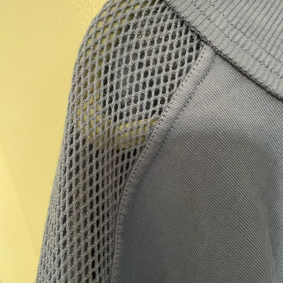 Daily Practice by Anthropologie Navy Marine oversized mesh back yoga Shirt Lg - Picture 7 of 16